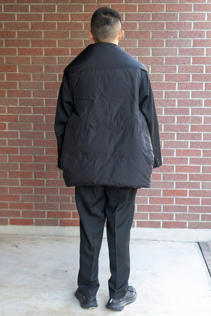 ロエベ、ドリス、グラフペーパー。休日のこなれた「ダブルジャケット」スナップ3選 - 2枚目の画像