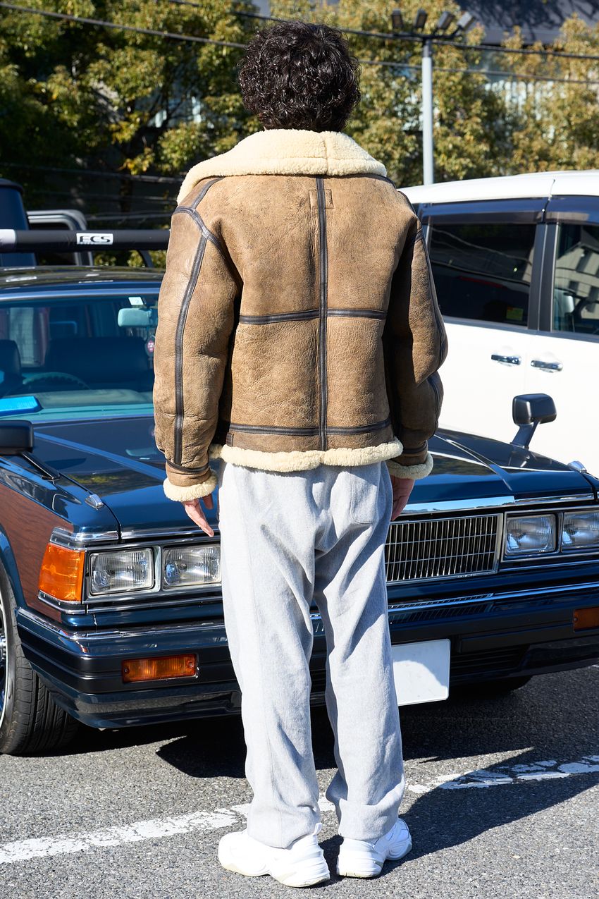 ムートン、ボア、スエード…眠ってる“往年アウター”を着るのは今！好例3選をスナップで - 4枚目の画像