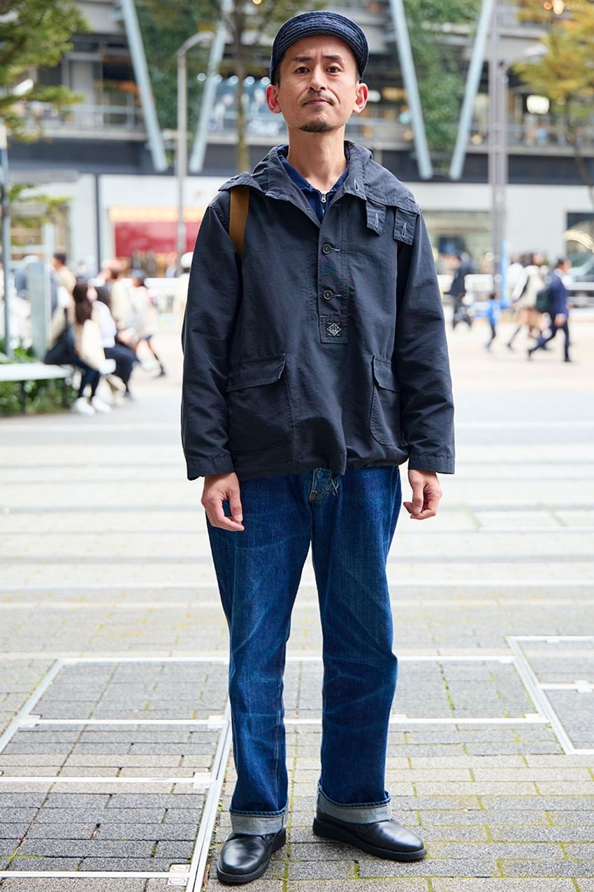 王道コンビ「デニム×革靴」が今、トレンドだって知ってた？ 街角スナップで実例を紹介 - 9枚目の画像