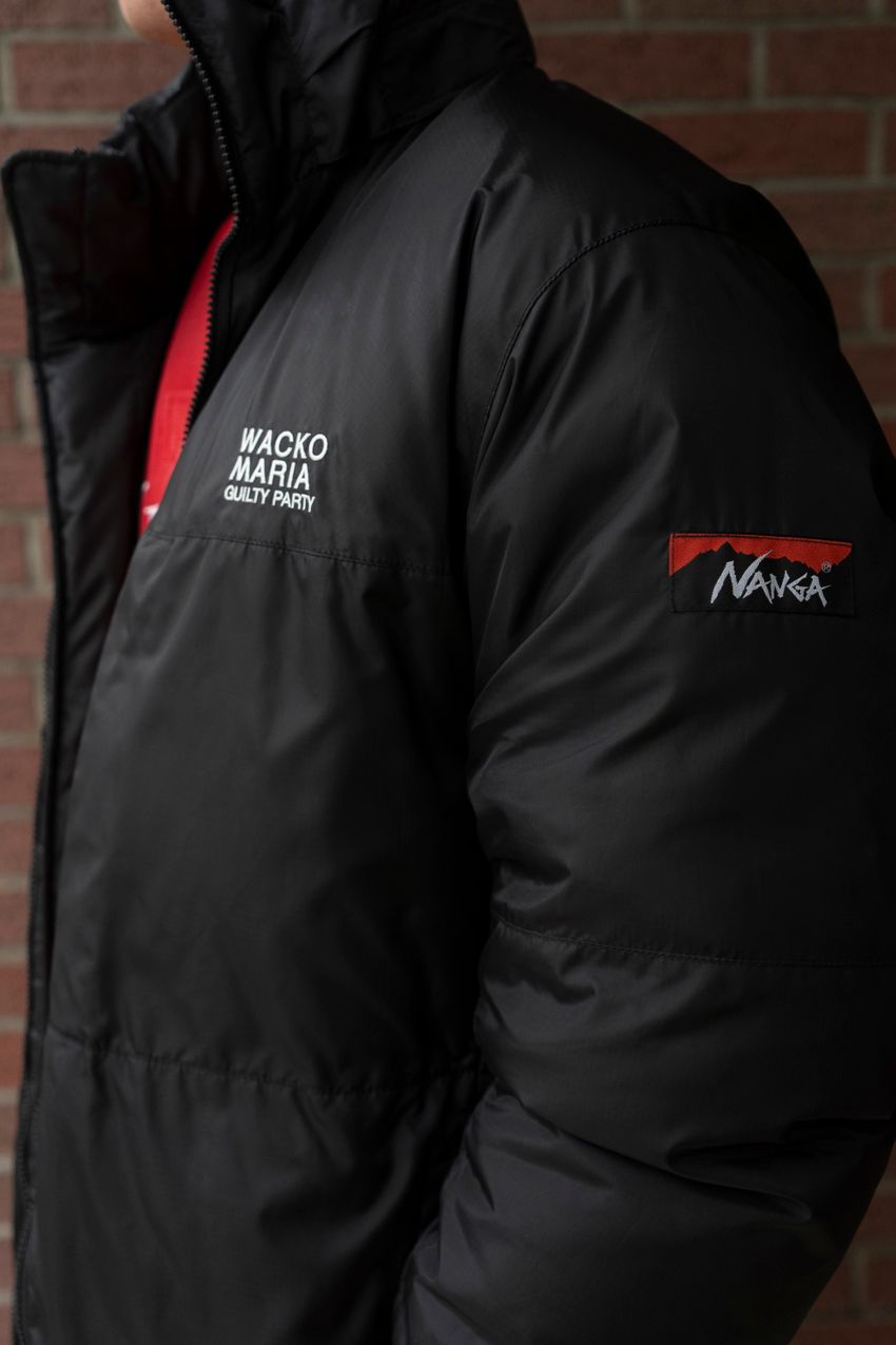 「難しい赤」は冬こそ好機！ インナーに程良く映える、大人の挿し色テクをスナップで - 2枚目の画像