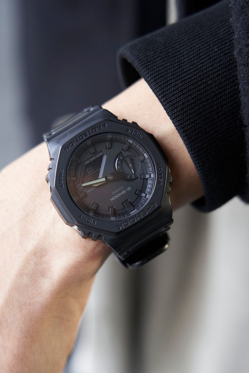 「オールブラック＋サロモン」で仕上げた大人の“モードストリート”スタイル3選をスナップで - 3枚目の画像