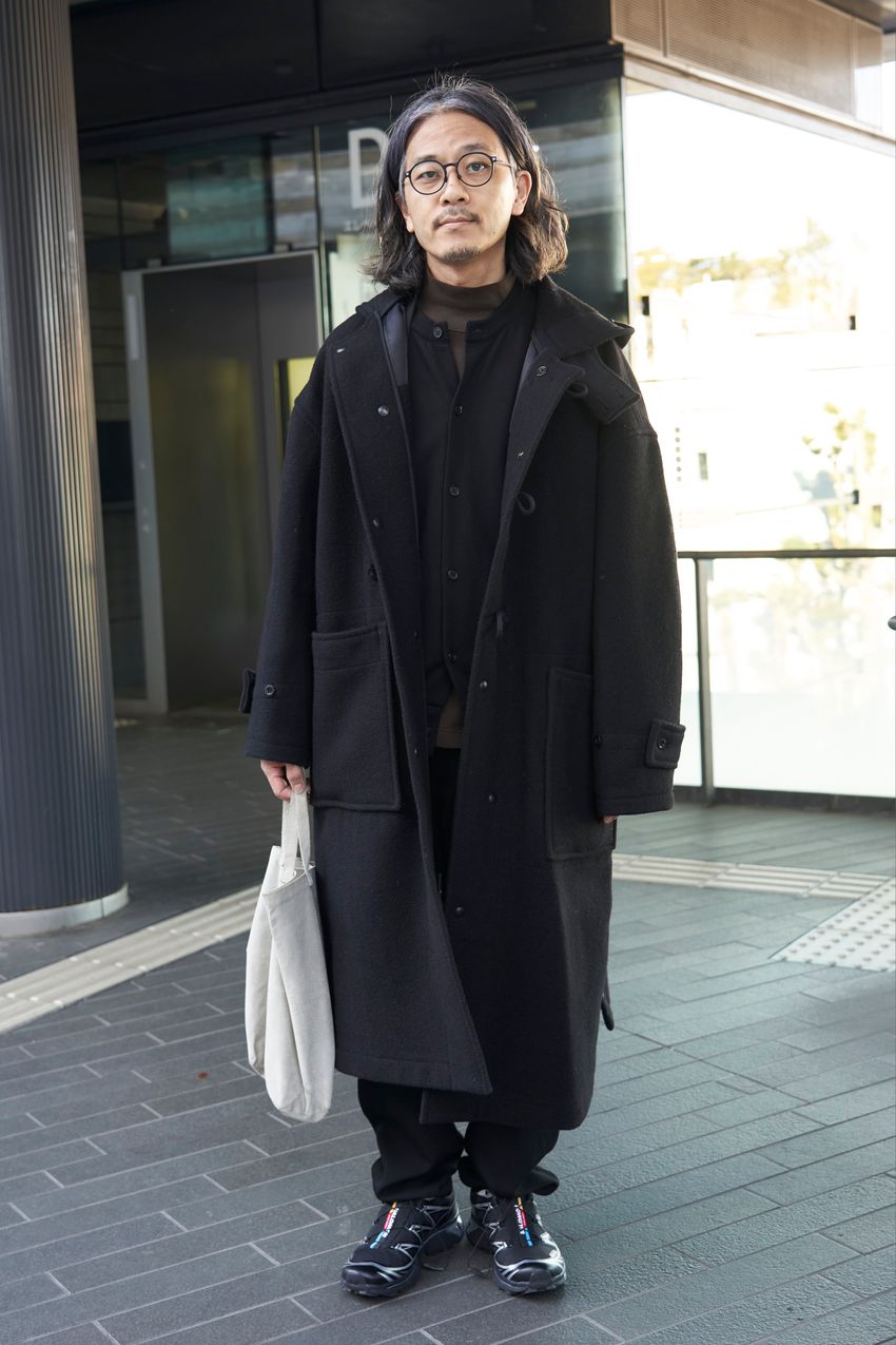 「オールブラック＋サロモン」で仕上げた大人の“モードストリート”スタイル3選をスナップで - 2枚目の画像