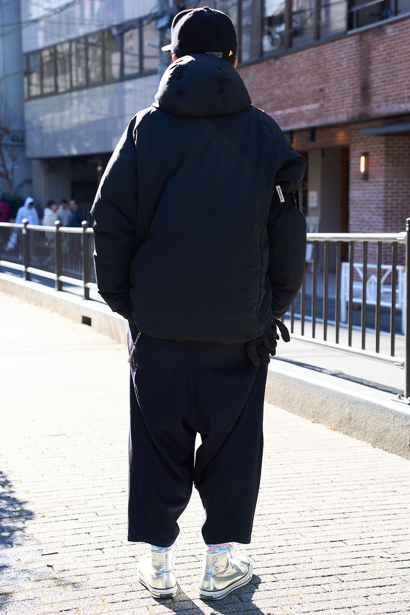 デサントのダウンジャケットコーディネート | 250130-1027-49 並木佳央 3枚目の写真