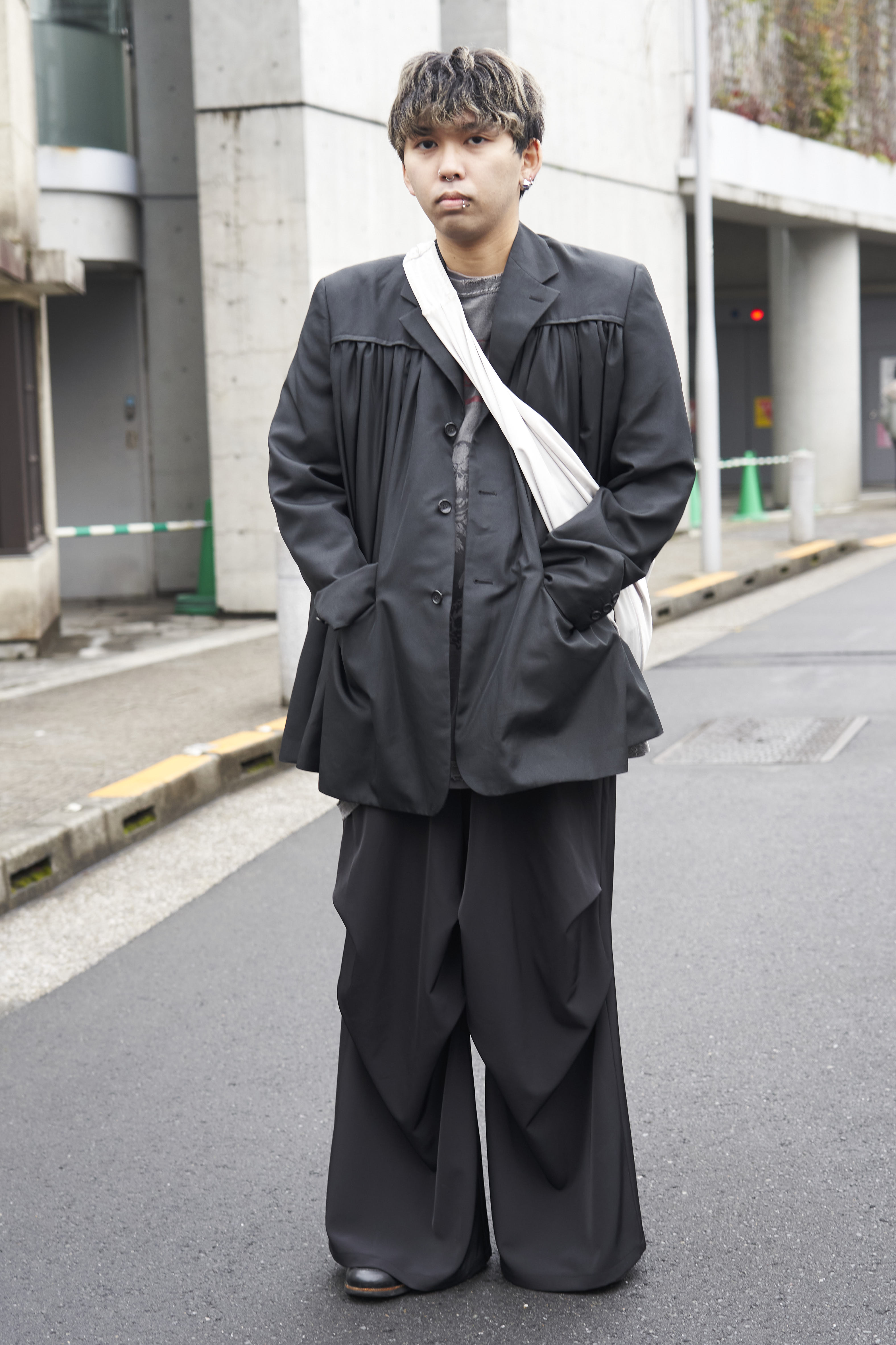 コムデギャルソンオムプリュス　Pコート コム・デ・ギャルソン オム プリュス】変形Pコート メンズ Sサイズ