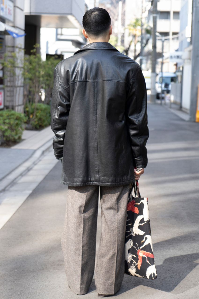 「コート×テーラードジャケット」で落ち着きある大人コーデの完成！街角3スナップを厳選紹介 - 8枚目の画像