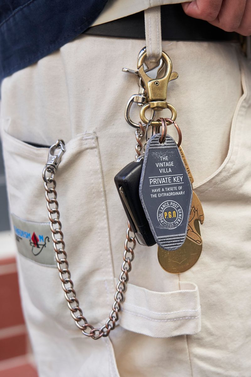 レッドキャップのジャケットコーディネート | 250213-0921-59 サワダ 4枚目の写真