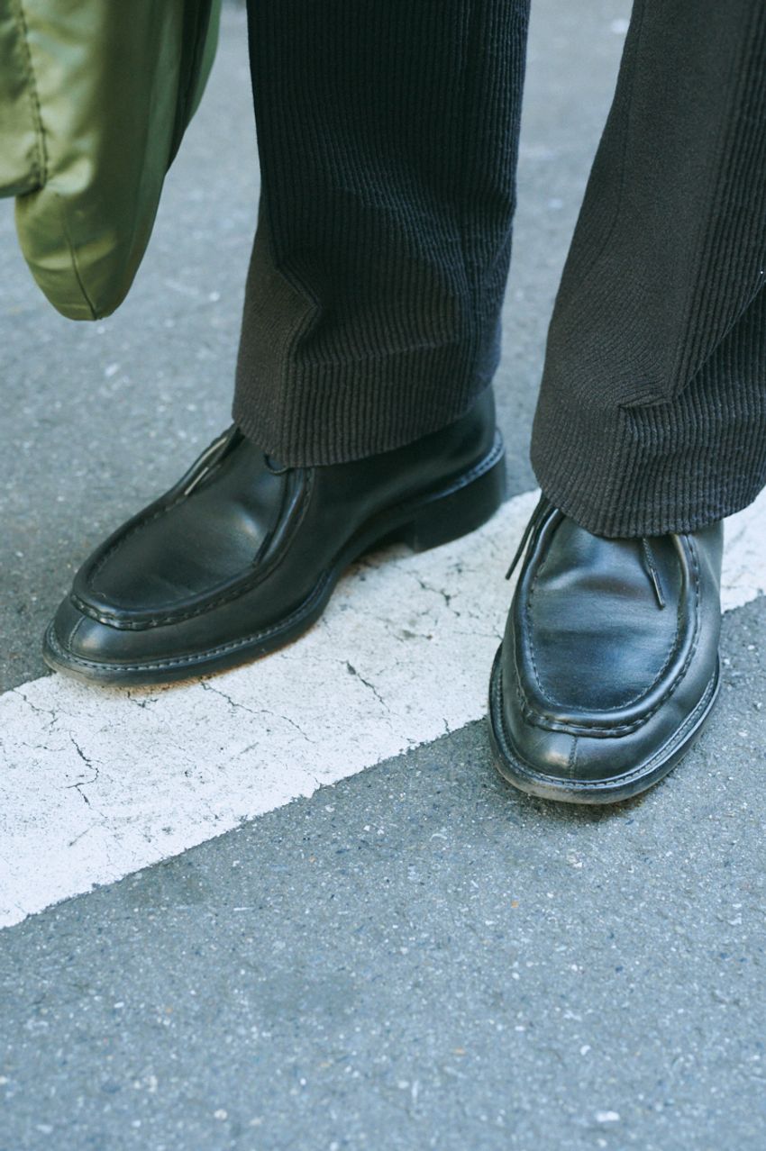 「コート×テーラードジャケット」で落ち着きある大人コーデの完成！街角3スナップを厳選紹介 - 5枚目の画像