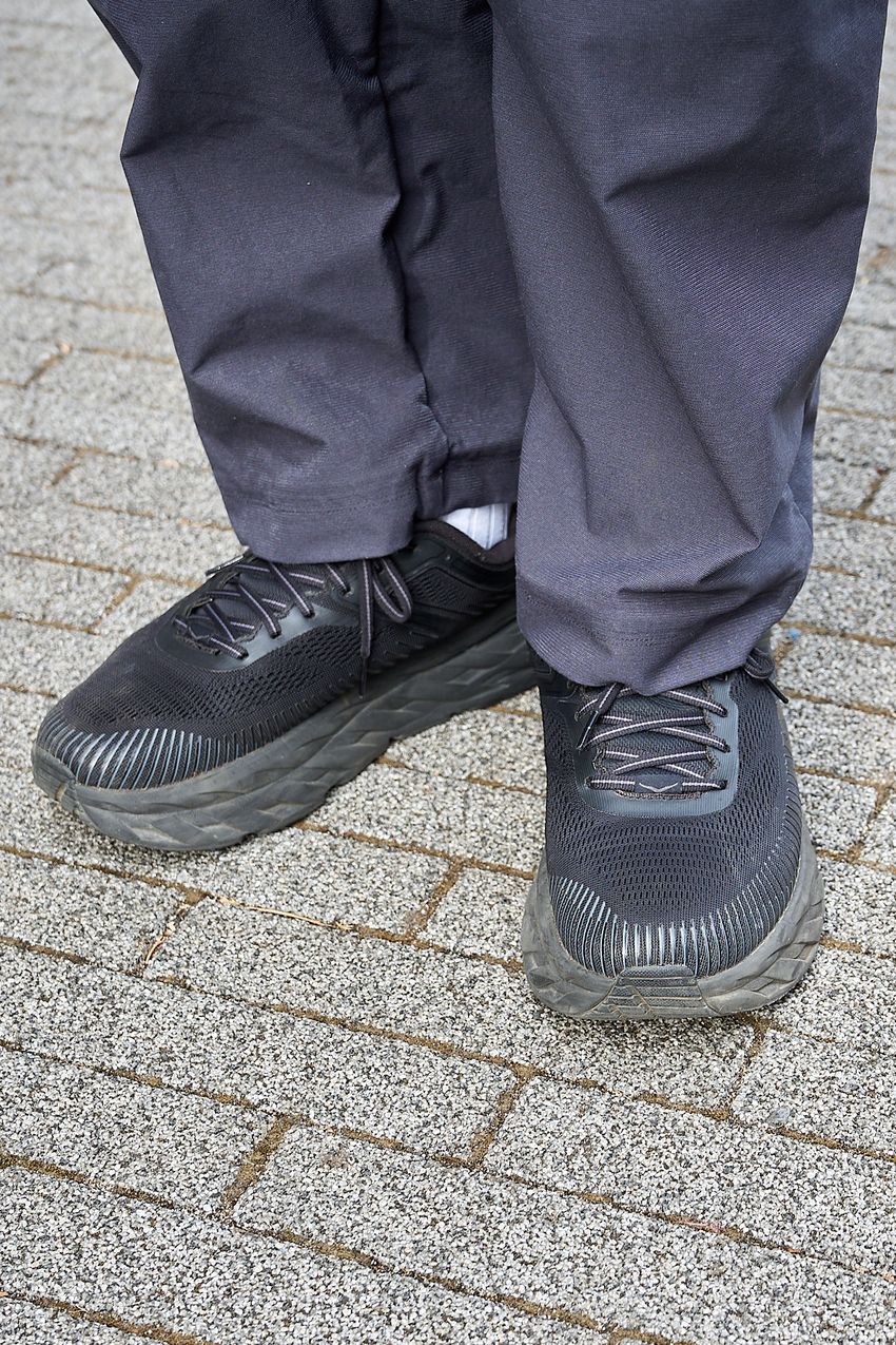 いつものコーデに羽織るだけでサマになる！「テアトラ」のコートを味方にした3名をスナップ - 12枚目の画像