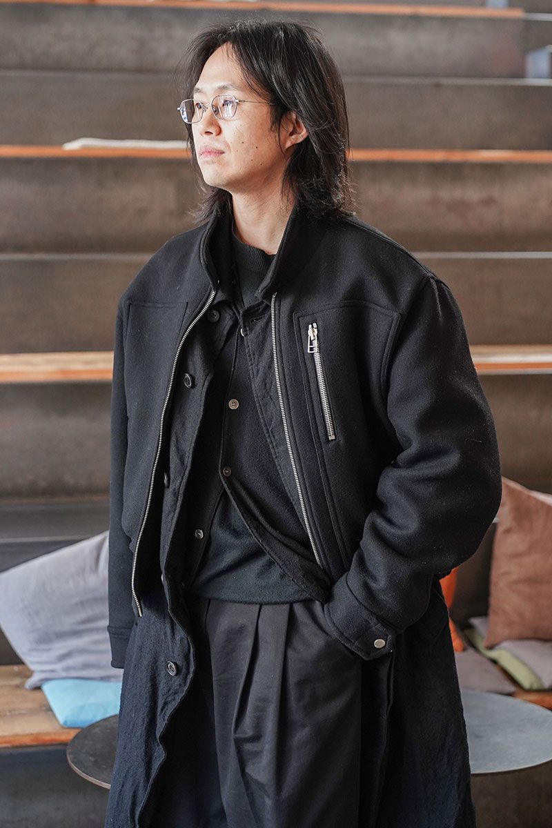 コムデギャルソンオムのコートコーディネート | 250225-1642-57 キム・ヒョンジュン 2枚目の写真