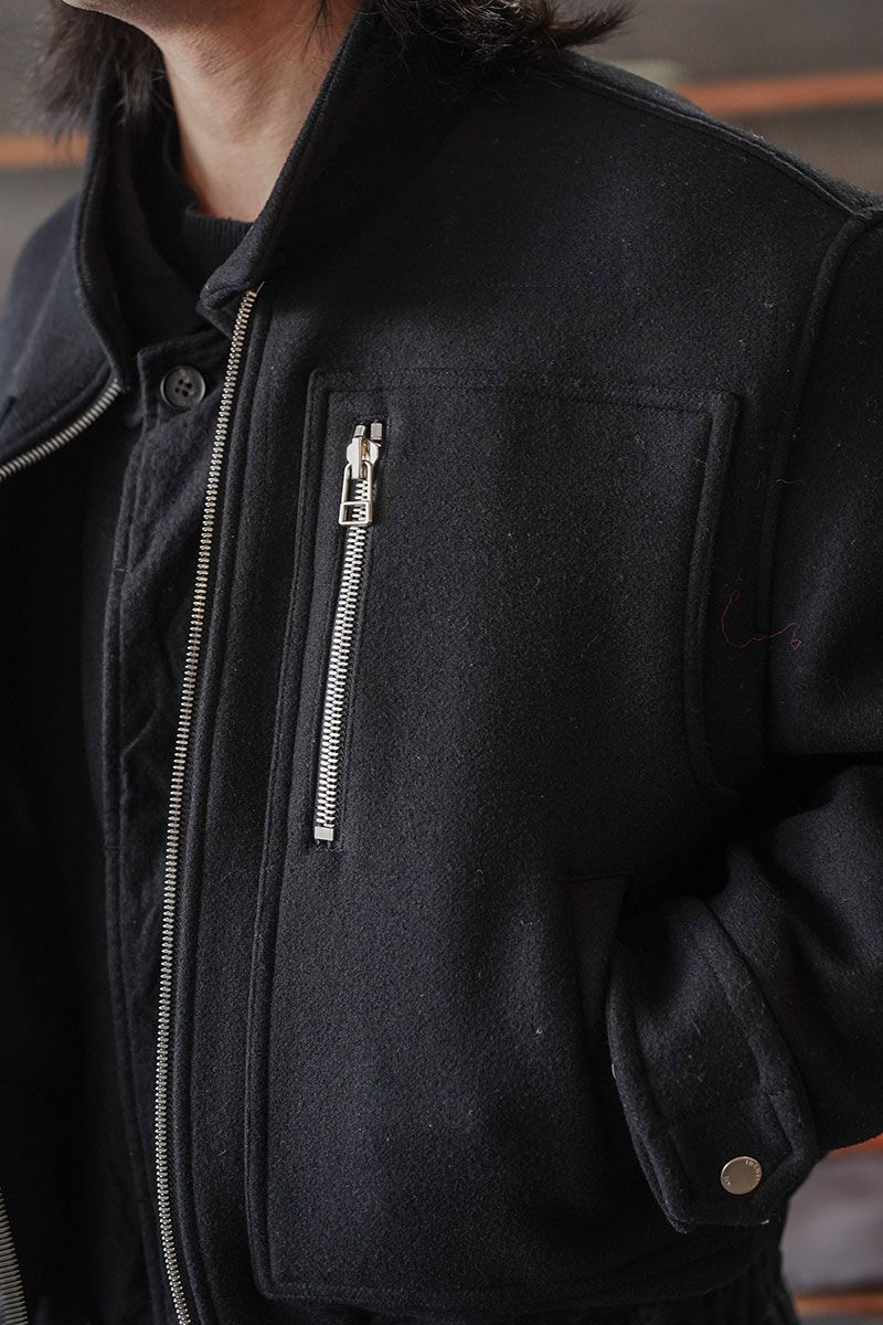 コムデギャルソンオムのコートコーディネート | 250225-1642-57 キム・ヒョンジュン 9枚目の写真