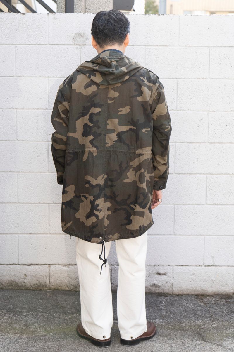 フランクリンテーラードのコートコーディネート | 250226-0807-42 飯田直史 3枚目の写真