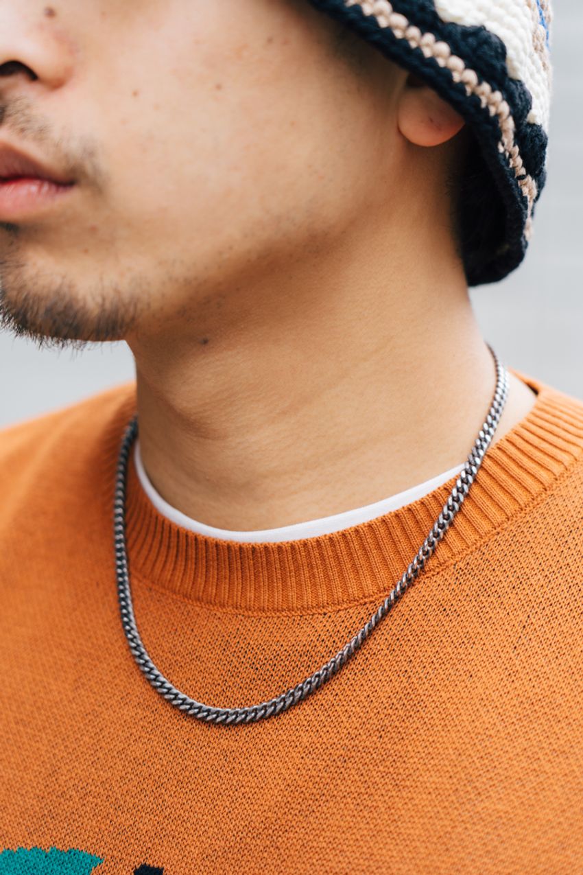 2025年春夏の注目カラー“オレンジ”。その有用性を洒落者たちのスナップで実証！ - 2枚目の画像