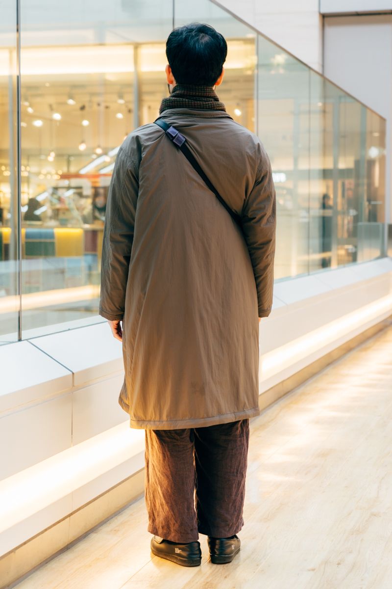 無印良品のコートコーディネート | 250227-0847-55 伊藤 幹 2枚目の写真