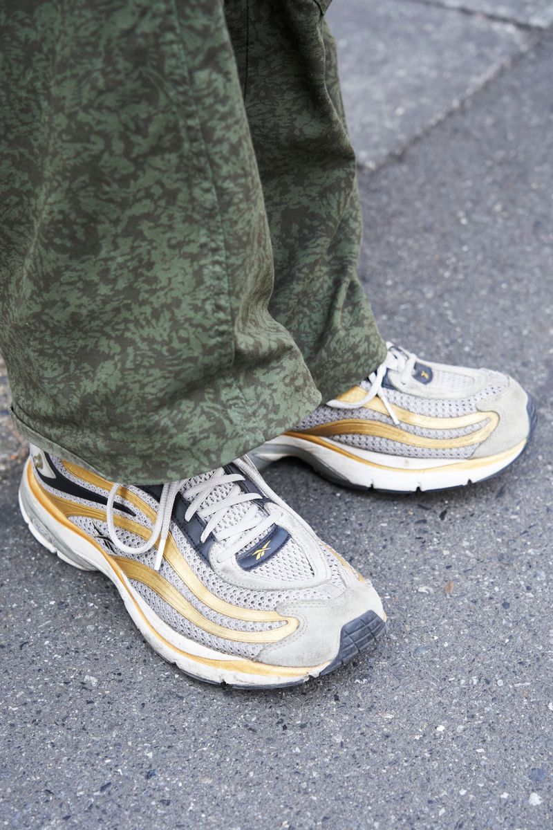 カーハートのパーカコーディネート | 250302-2137-20 吉岡 5枚目の写真