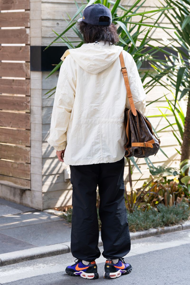 ユニフォームアウトドアスタンダードのパーカコーディネート | 250303-0815-11 古賀昭光 2枚目の写真