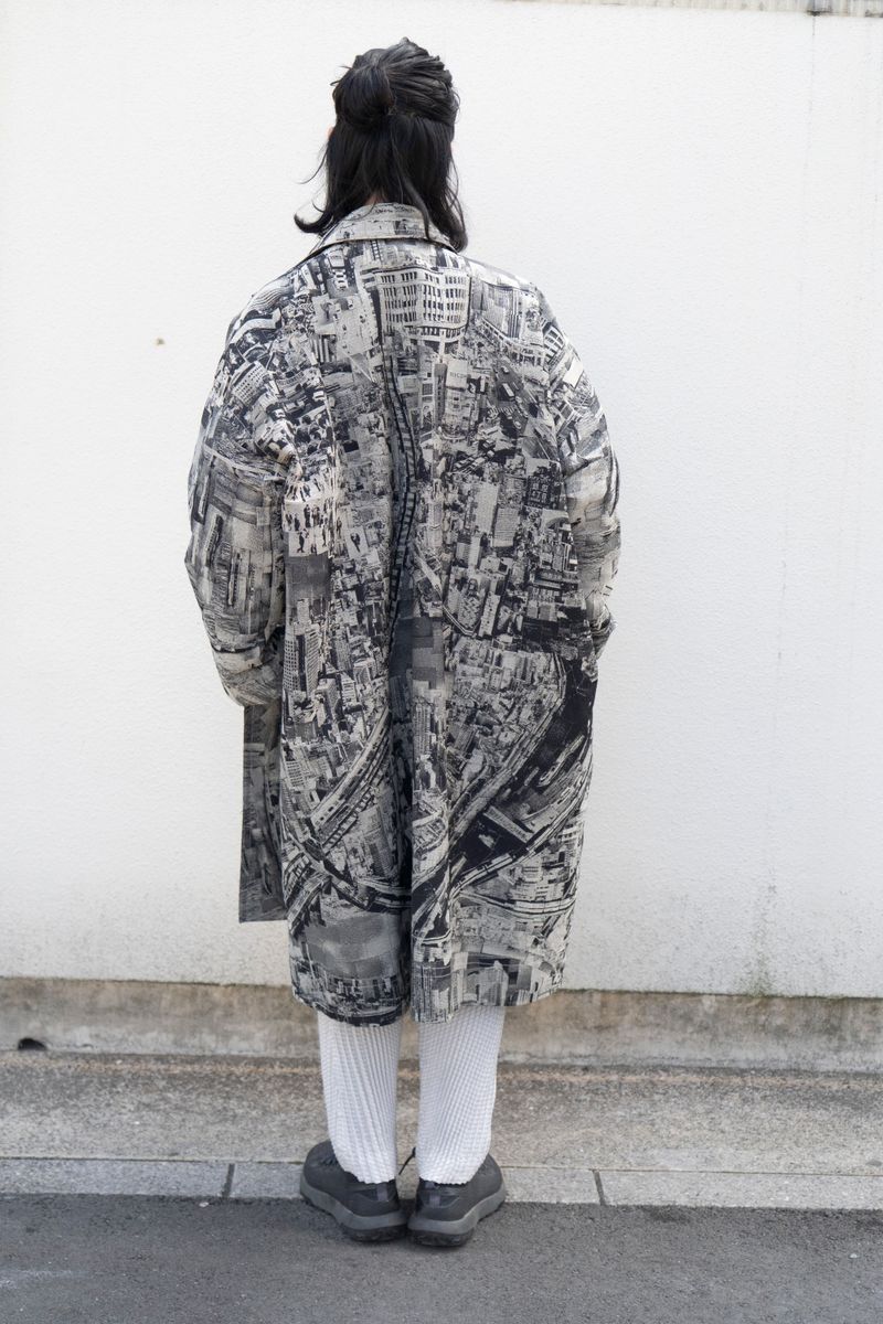 イッセイミヤケのコートコーディネート | 250306-0012-28 内山貴文 2枚目の写真