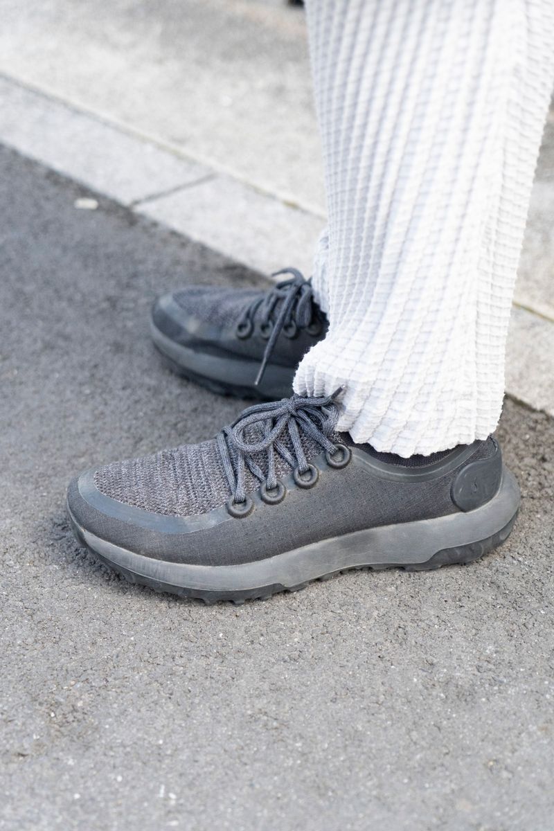 イッセイミヤケのコートコーディネート | 250306-0012-28 内山貴文 4枚目の写真