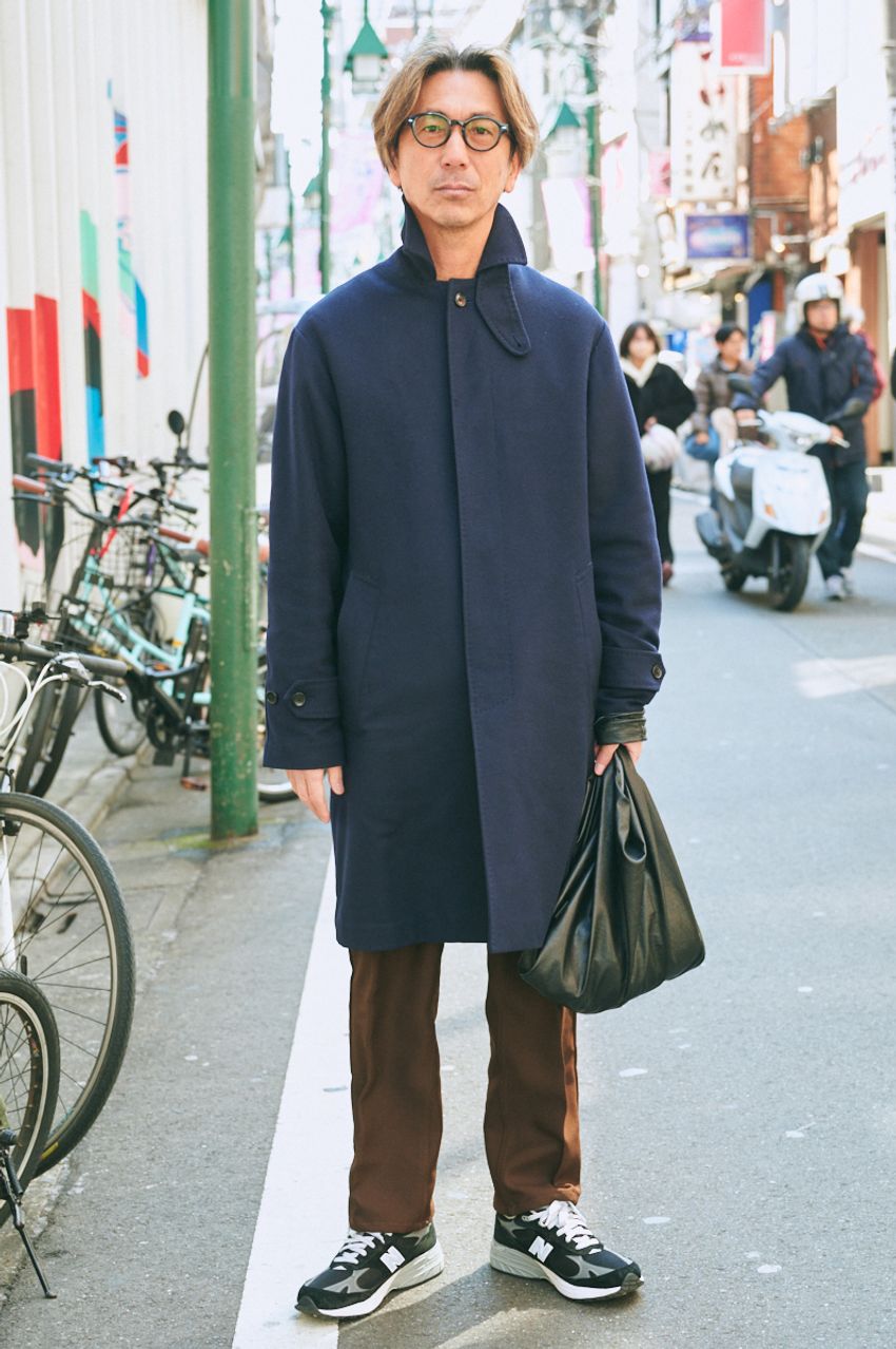 ロングコート、フリースetc.「ネイビーの冬アウター」が大人カジュアルに必須である理由 - 2枚目の画像