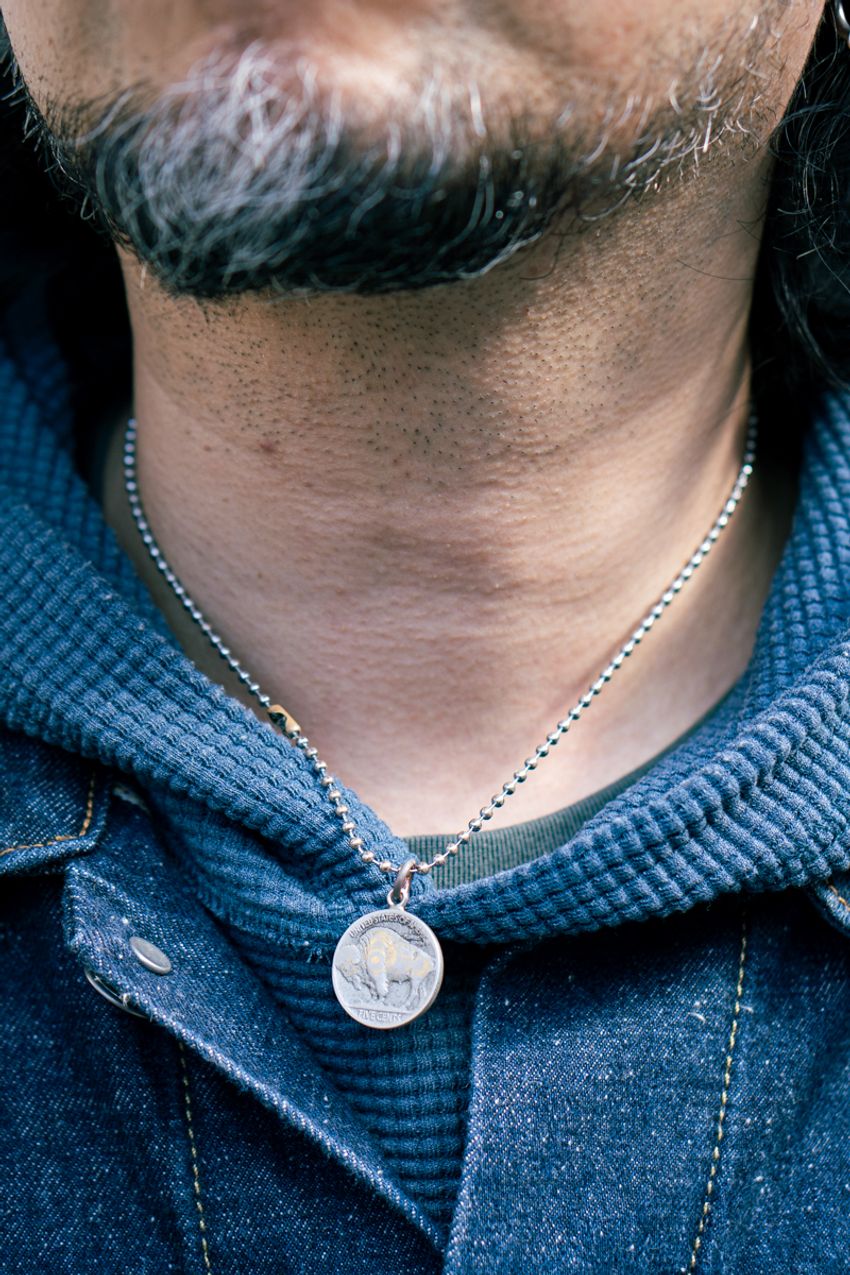 Gジャンには何を重ねるのが正解？ フーディ、ネルシャツ、ボトルネックスウェット…… - 2枚目の画像