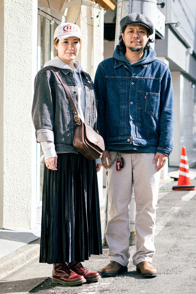 Gジャン＝リーバイス　パーカ＝ジーユー　パンツ＝カーハート　シューズ＝ブランドストーン　帽子、ピアス＝古着　ネックレス＝ノーブランド　リング＝シルバーエラ　ウォレットチェーン＝アンプジャパン