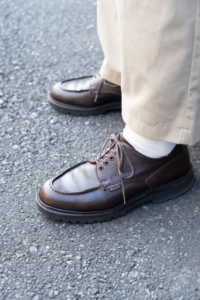 「色物キャップ、どう被る？」コーデに取り入れて春っぽさを出した3人のお洒落上手たち - 2枚目の画像