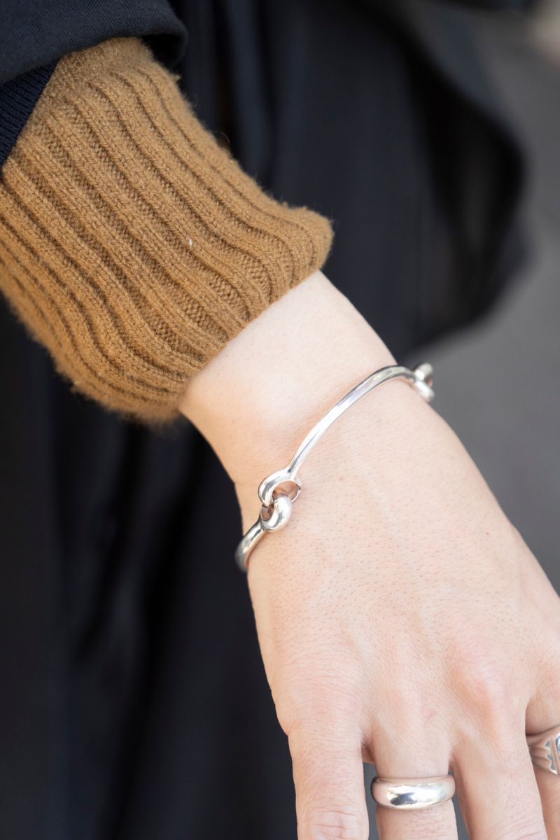 コモリのコートコーディネート | 250316-1008-30 渡辺憲太 8枚目の写真