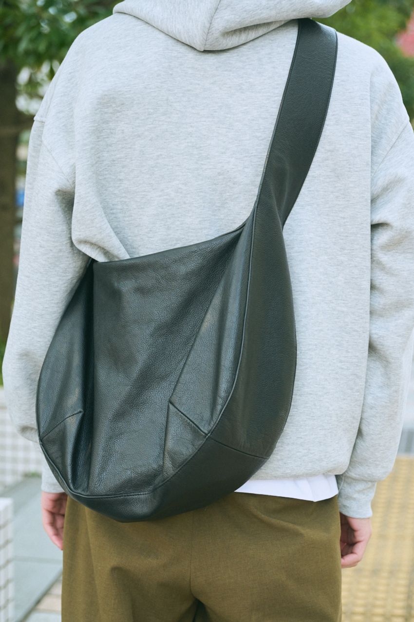 結局グレーの「パーカ」に首ったけ。チャンピオン以外で着るならどのブランドがいい？ - 8枚目の画像