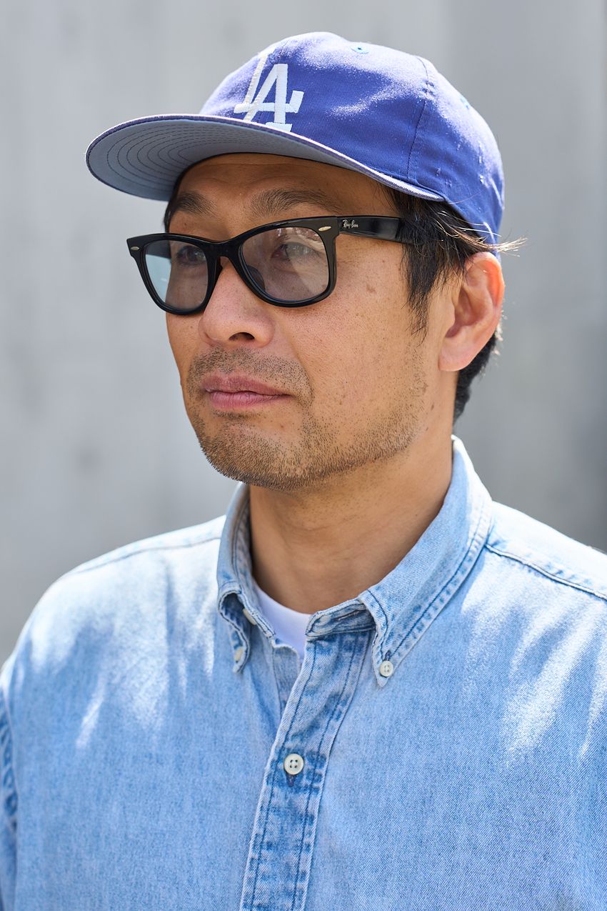 ラルフのデニムシャツ、どう着こなす？「あの人カッコ良い」と思わず声をかけた3人のコーデ好例 - 6枚目の画像