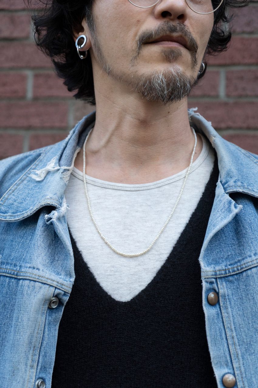 色落ちデニムを街の大人たちはこう着こなす！3つのスナップを例にコーデ術を指南 - 11枚目の画像