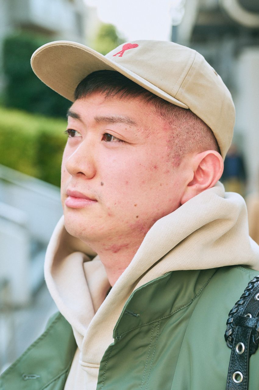 白＆黒よりマイルドで便利！大人っぽさが増す、“ベージュコーデ”の効果効能をスナップで - 8枚目の画像