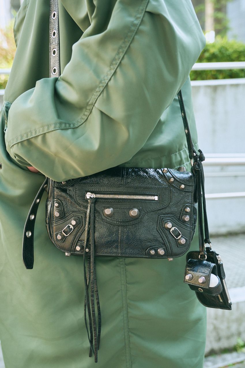 これ見よがしではない「バレンシアガ」の使い方。大人コーデの最適解をスナップで解説 - 7枚目の画像