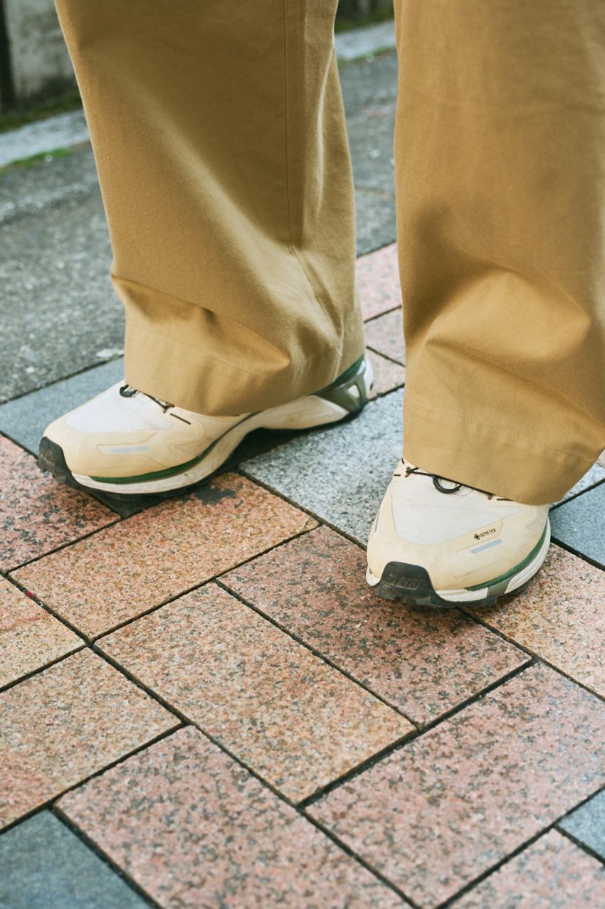 白＆黒よりマイルドで便利！大人っぽさが増す、“ベージュコーデ”の効果効能をスナップで - 3枚目の画像