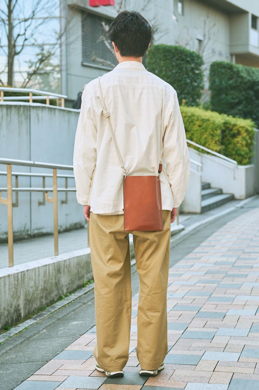 白＆黒よりマイルドで便利！大人っぽさが増す、“ベージュコーデ”の効果効能をスナップで - 2枚目の画像