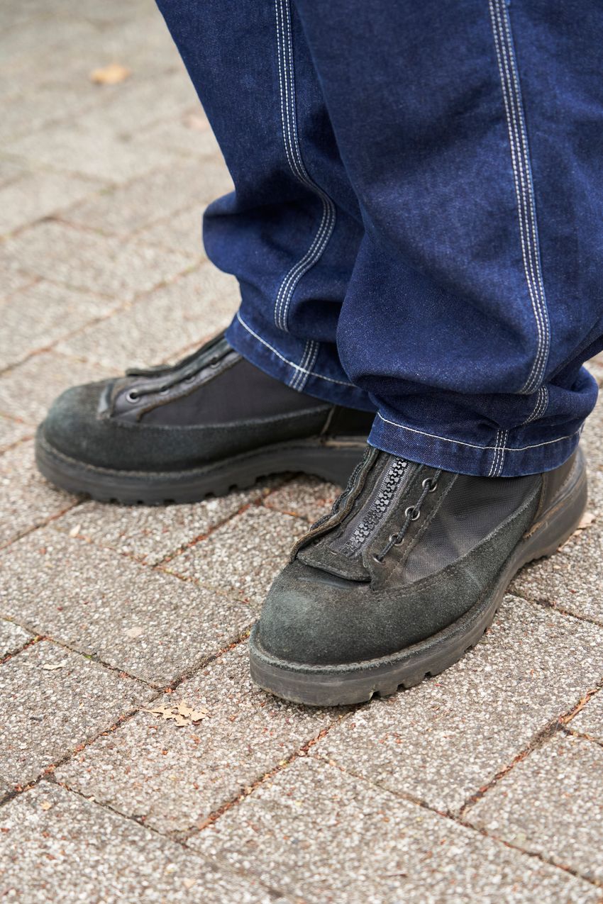 アラフィフのデニムセットアップは“濃いめ”がキブン。洒落た先輩たちに学ぶ着こなし術 - 5枚目の画像