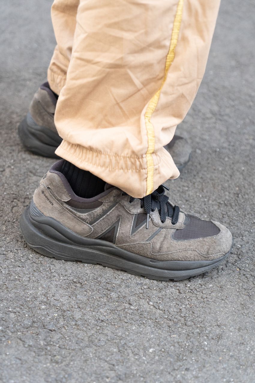 ニットキャップ、今季トレンドは“ワッチタイプ”！街の大人たちに見る、被り方の模範解答 - 6枚目の画像