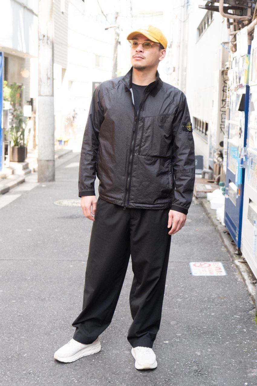 「ホカ」のスニーカーは“白 or 黒”が最適！“モノトーンコーデ“に馴染ませた3人の好サンプル - 5枚目の画像