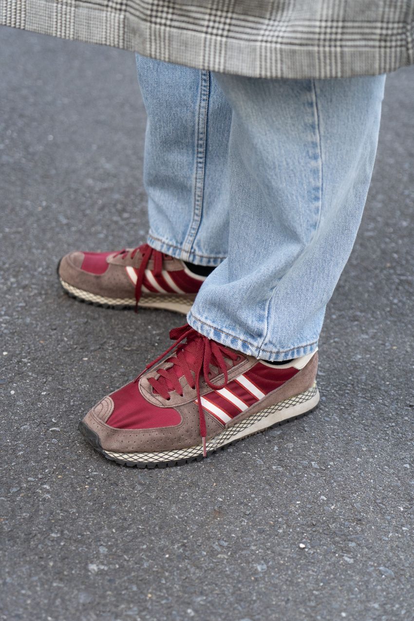 挿し方が上手い！着こなしにメリハリを出す“赤”の効果を実例で。コーデのマンネリ解消にも - 4枚目の画像