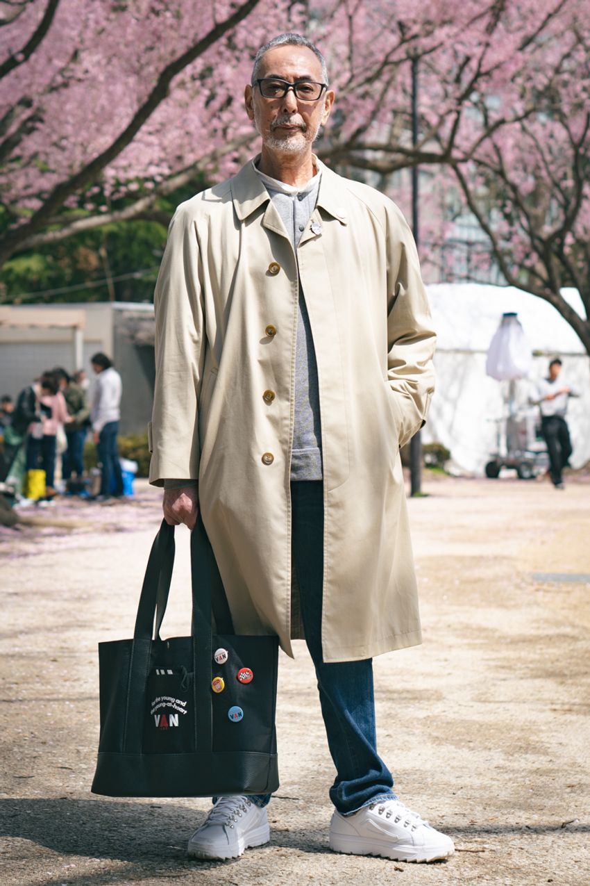 洒落たパンツ、ブランドを聞いたら「ユニクロ」だった！ 街角の最新春スナップ3選 - 5枚目の画像