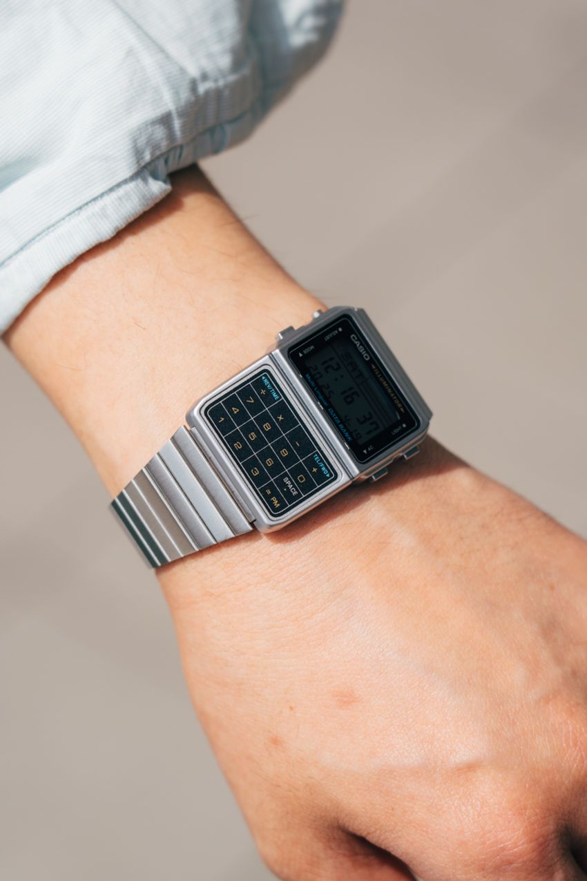 スタイルも良く見える！脱ワイドな“スリムデニム”。今の気分な着こなしをスナップで - 6枚目の画像