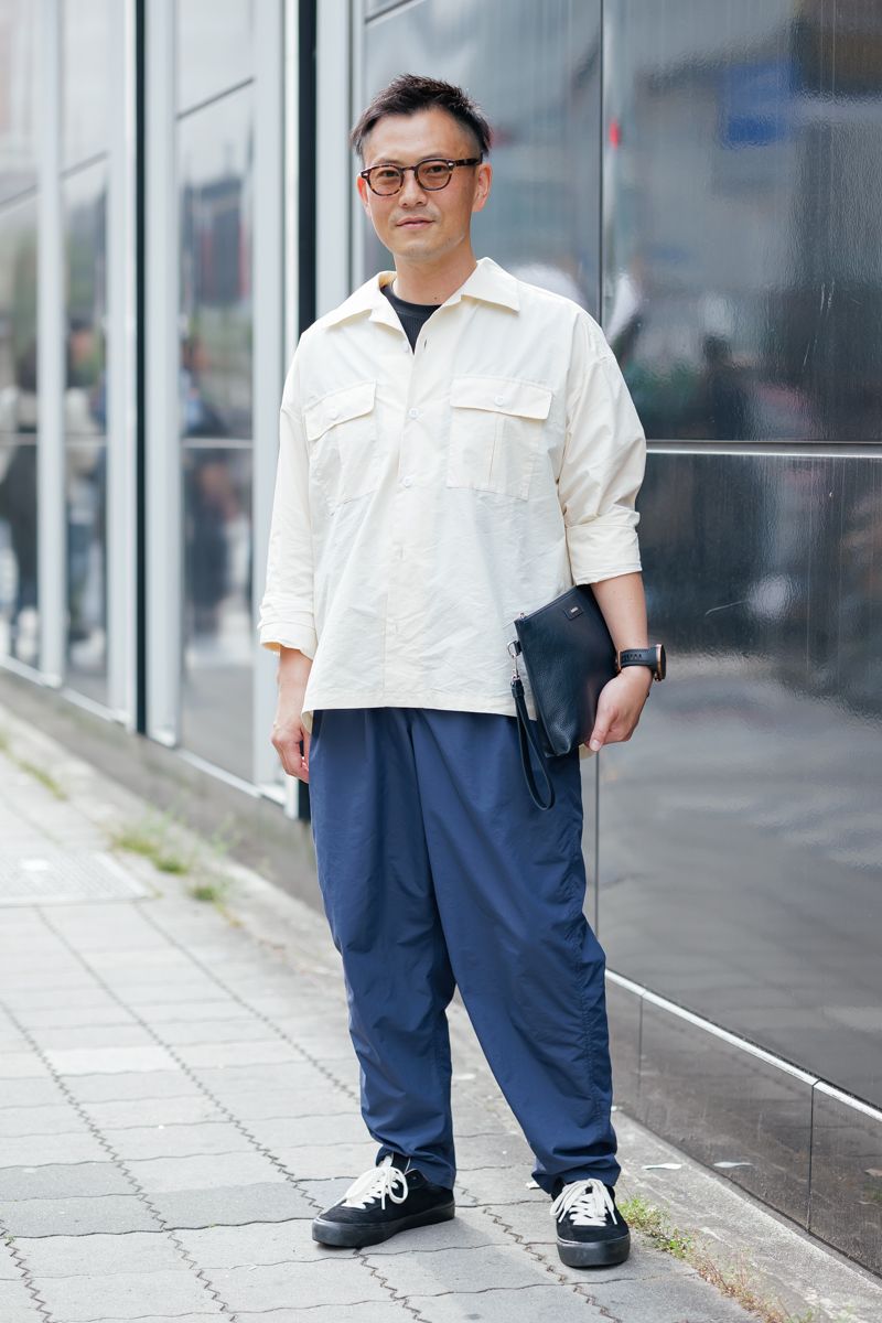 ショートパンツエブリデイのシャツコーディネート | 250424-0712-41 岡本浩幸 2枚目の写真