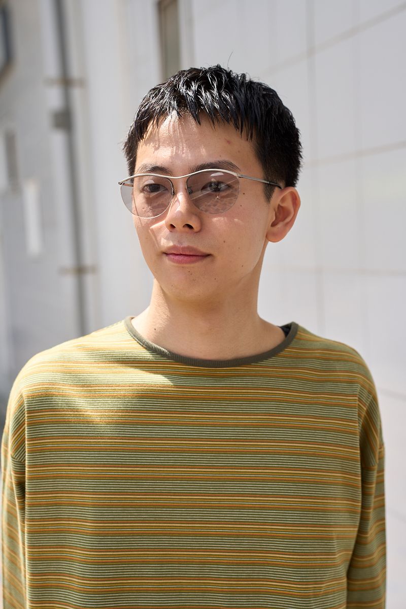 プアのカットソーコーディネート | 250422-1316-55 辻岡 権 3枚目の写真