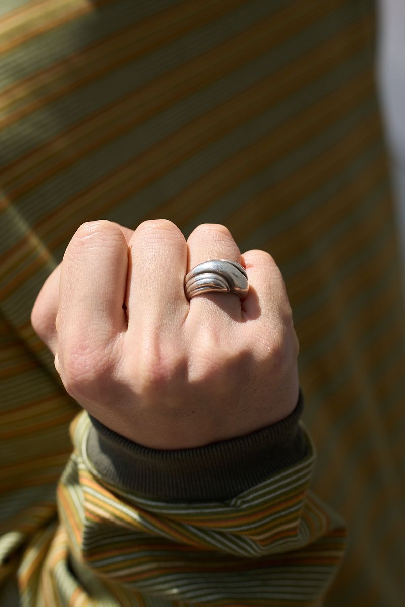 プアのカットソーコーディネート | 250422-1316-55 辻岡 権 5枚目の写真