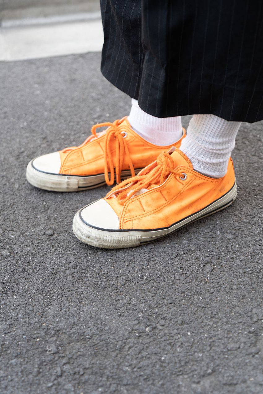 コーデのアクセントに“色ありローテクスニーカー”を！気張らずキマる上級者のテクニック - 3枚目の画像