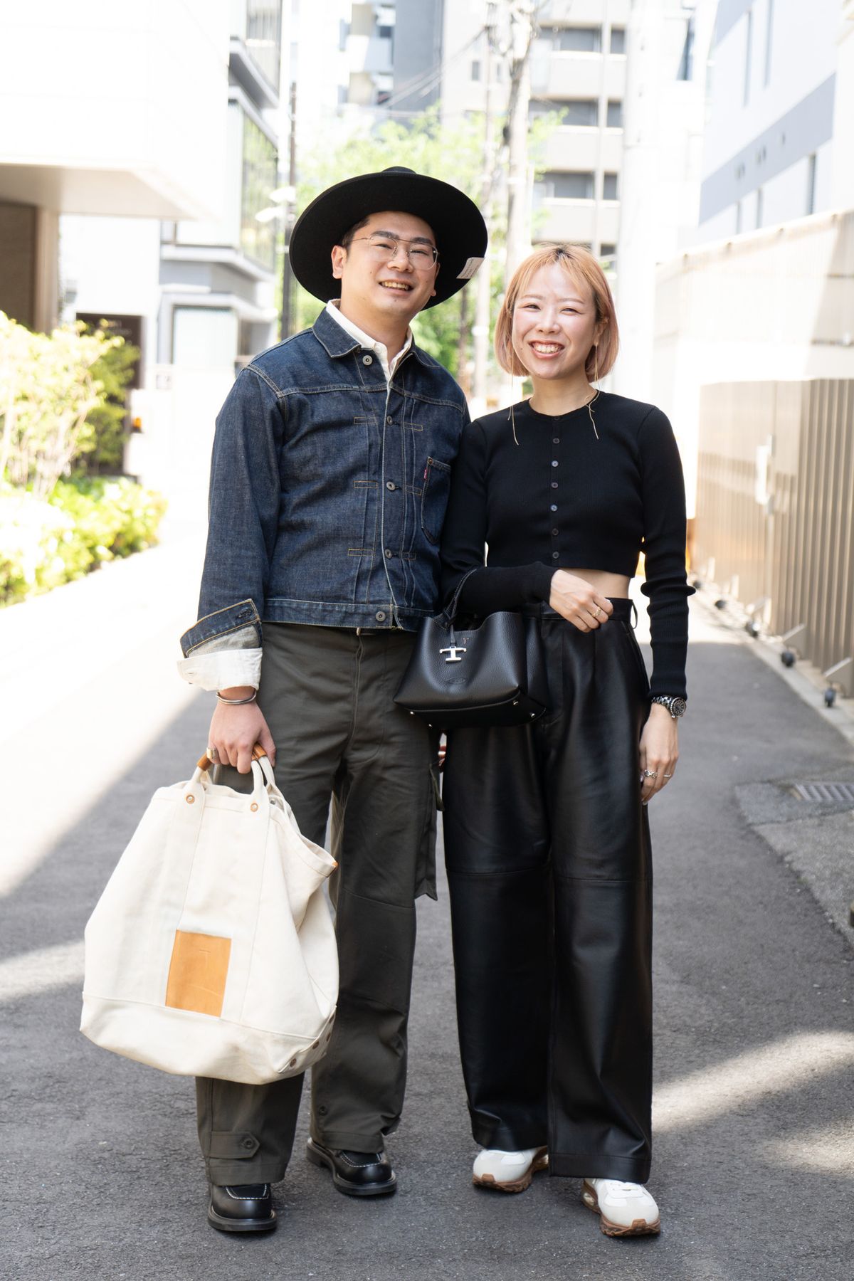 Gジャン リーバイス  シャツ バズリクソンズ  パンツ フランス軍  シューズ レッドウィング  ハット カシラ  眼鏡 イエローズプラス  バッグ エンダースキーマ  バングル メゾンマルジェラ  リング シャネル  リング2 ノゾミデザイン