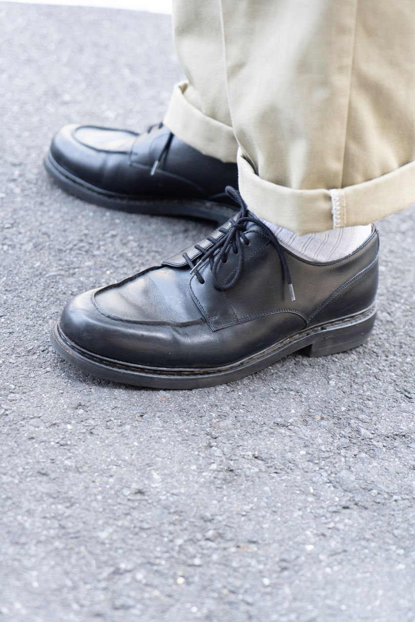 秋はやっぱり“カーディガン”！着脱も便利で品もある羽織モノ、その好サンプルを街角で - 12枚目の画像