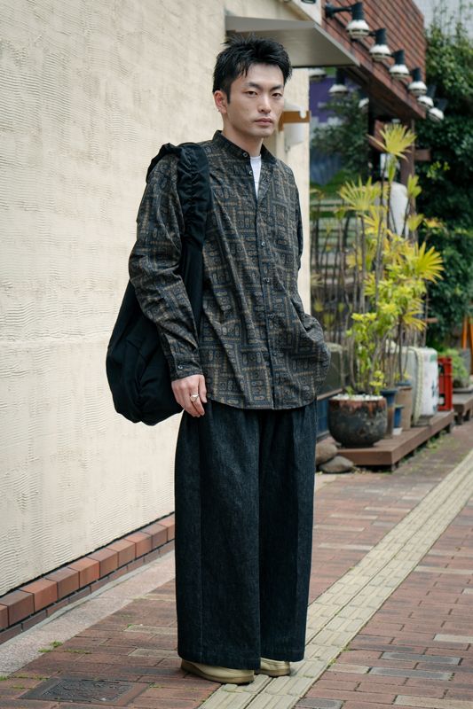 シャツ ダイワピア39  Tシャツ ユニクロ  デニム シアージ  シューズ クラークス  バッグ オーユーエーティー  腕時計 ポールヒューイット  ネックレス カツヨシシマダ  バングル カツヨシシマダ  リング カツヨシシマダ