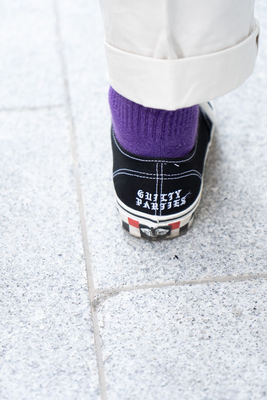 人気のコラボスニーカーを取り入れた、街角のGOODコーデ3選！ヴァンズ、アディダスetc. - 5枚目の画像