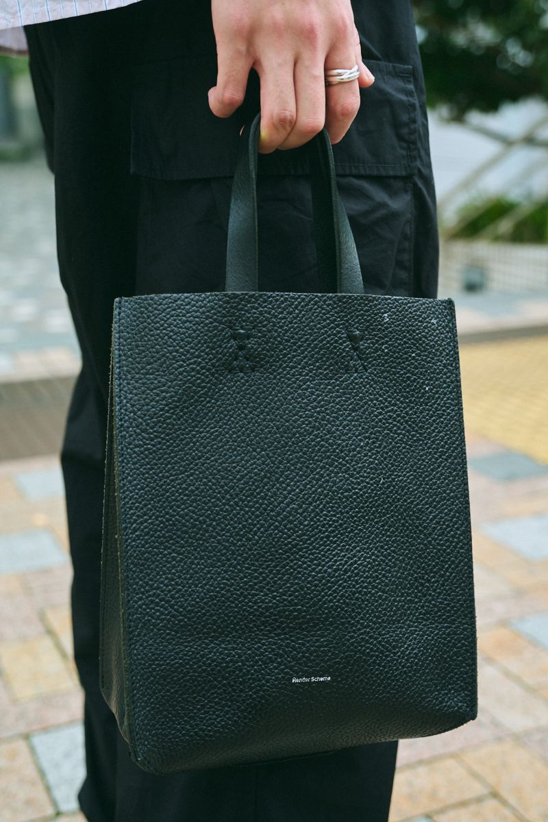 ユニクロのシャツコーディネート | 250518-0759-41 堤 誠也 4枚目の写真