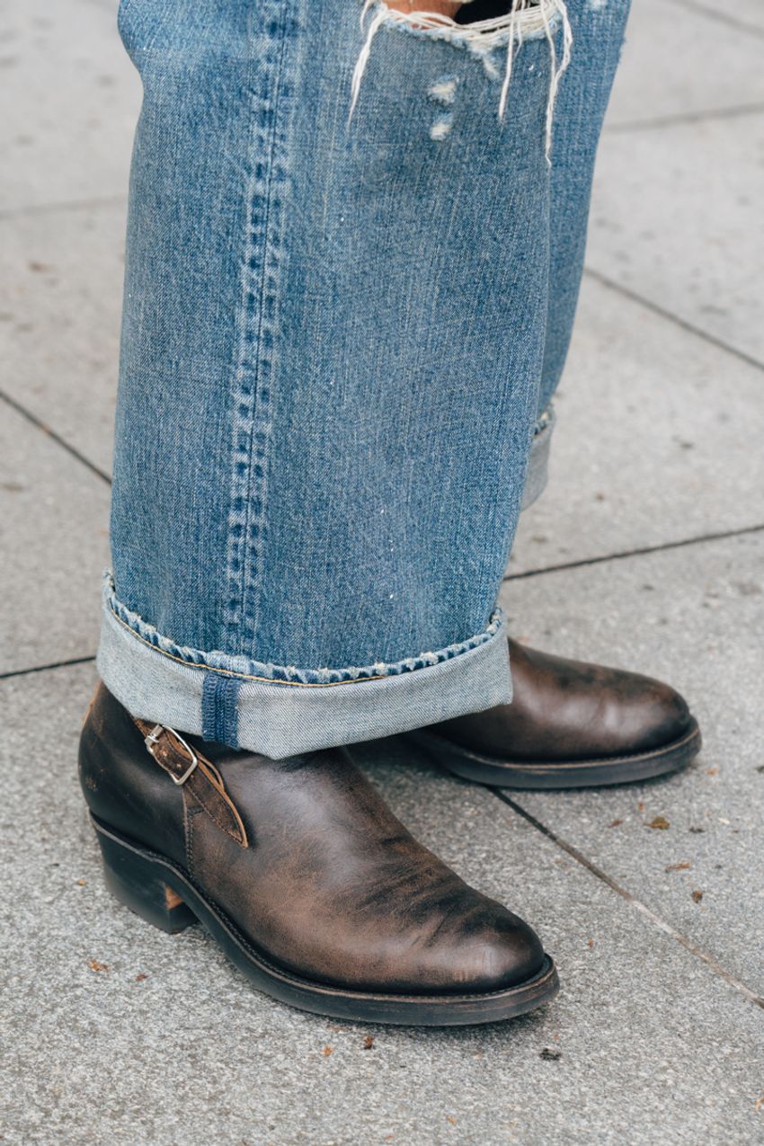 デニムは”薄色ブルー”派な3名の男たち！色落ちだけじゃない、さらなる“味付け”の魅力 - 9枚目の画像