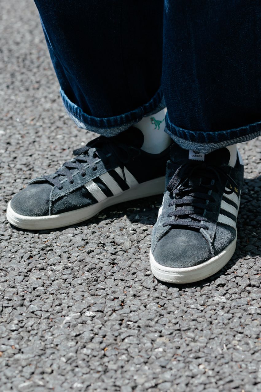 街角“ラルフ”の活用法をスナップで。3人の愛用アイテムはデニムJKT、シャツ、スウェット…… - 9枚目の画像